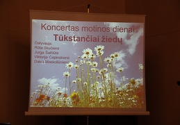 Tūkstančiai žiedų mamai.
