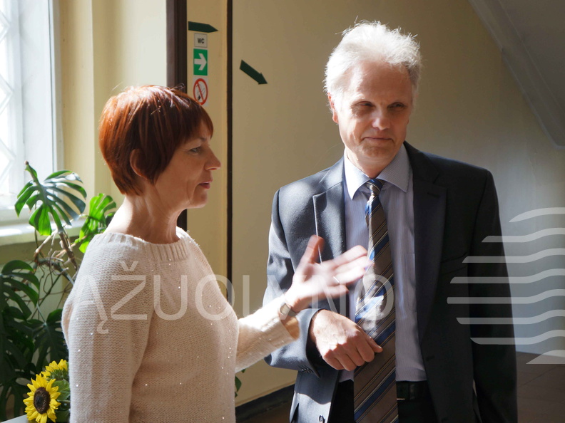 Kultūros paveldo skyriaus vyr. specialistė Danutė Rūkienė ir KAVB darbuotojas Alvydas Surblys